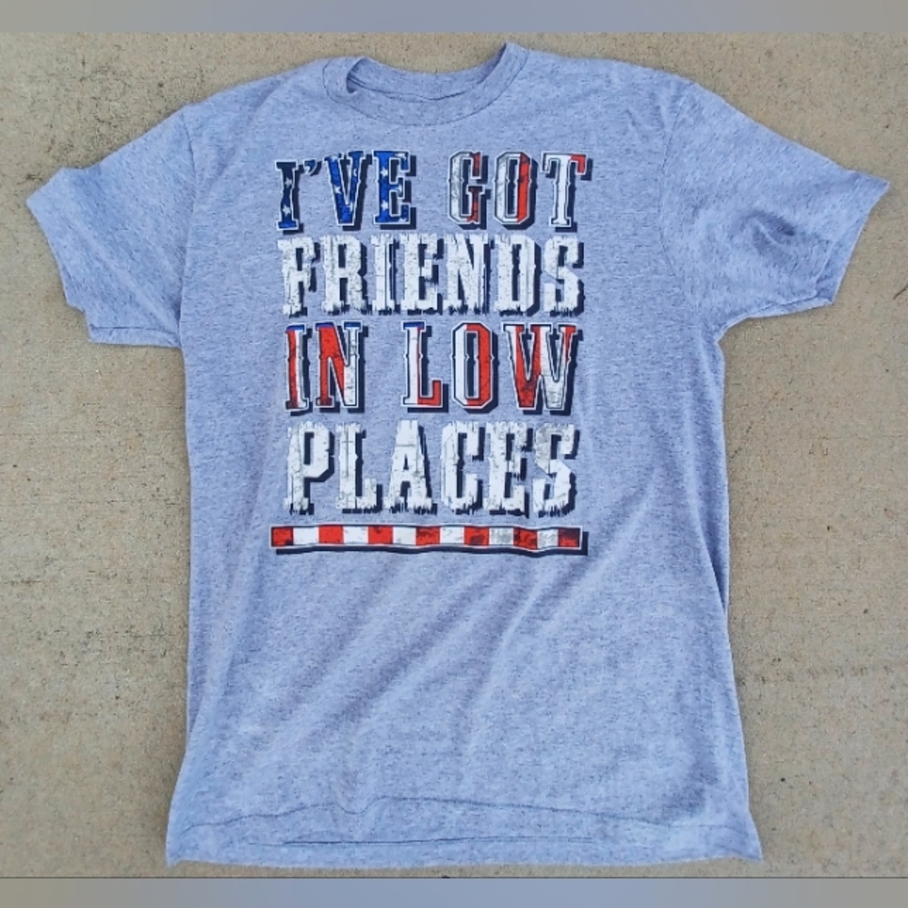 Garth Brooks "I've Got Friends In Low Places" Large Lyric Shirt